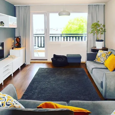 Royal Towers - Gondola View Апартамент *