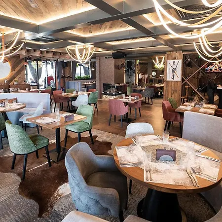 公寓 Royal Towers - Gondola View *